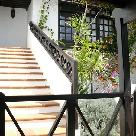 Sleeps 2 Pool Wifi Villa *
